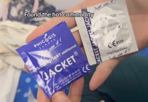 AUSTRALIJANKE U ŠOKU: Prezervativi ih sačekali na krevetima soba u olimpijskom selu! (VIDEO)