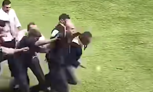 HAOS U TURSKOJ: Predsednik Fenerbahčea pogođen flašom u glavu! (VIDEO)