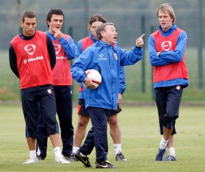 BIVŠI PROSLAVLJENI FUDBALER ZVEZDE SE PRISETIO UTAKMICE SA PSV-OM: „Atmosfera tog dana je bila najbolja u celoj mojoj karijeri!“ (VIDEO)