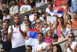 IZLIVI EMOCIJA: Nole plače u zagrljaju ćerkice Tare! (FOTO)