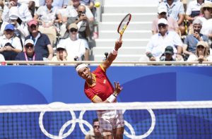 NADALOVA OBJAVA NAKON ELIMINACIJE SA OI: Evo šta je Rafa poručio najvećem Noletovom konkurentu! (FOTO)