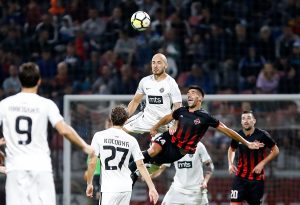 BIVŠI FUDBALER LUGANA EKSKLUZIVNO ZA HOTSPORT: „Veštačka trava ne može biti problem za Partizan, verujem da će pobediti!“