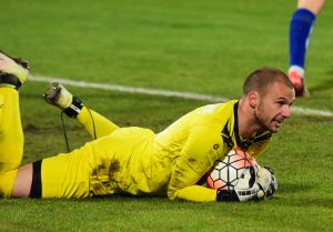 SRPSKI GOLMAN GLAVNA TEMA U EVROPI: Čančarević objasnio šta se desilo i kako je postigao gol sa celog terena! (VIDEO)