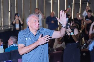 KOLIKO JAKA PORUKA: Evo šta je Željko poručio novim košarkašima Partizana! (FOTO+VIDEO)