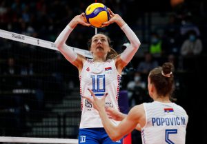 OVAKO TO RADE VELIKI SPORTISTI: Maja Ognjenović neće igrati više za reprezentaciju, a Novak joj je na ovaj način izrazio zahvalnost! (FOTO)