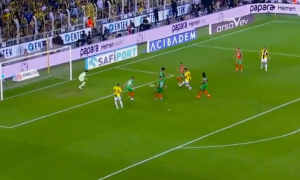 MAJSTOR OSTAJE MAJSTOR: Pogledajte prelep gol Dušana Tadić u pobedi Fenera! (VIDEO)