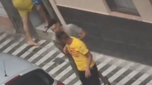 POJAVIO SE ŠOKANTAN SNIMAK: Evo kako je došlo do napada nožem na oca Lamina Jamala! (VIDEO)