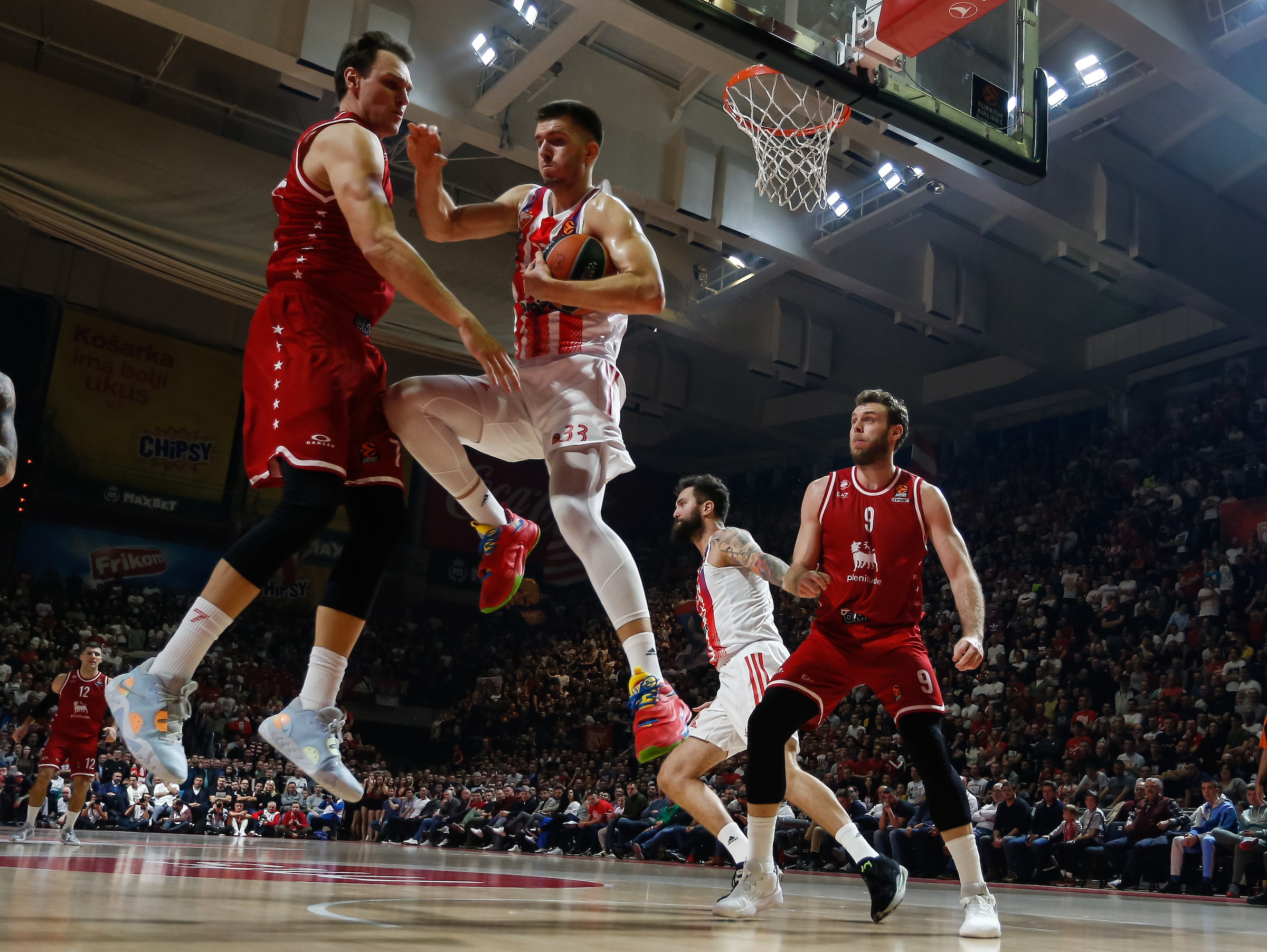 Crvena Zvezda v EA7 Emporio Armani Milan Euroleague season 2022/2023