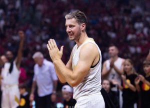 DRAGIĆ HVALI BOGDANA I ŽALI ZA PORAZOM SRBIJE: Bili ste fenomenalni, ceo Balkan je navijao za vas protiv Amerike!