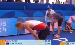 STRAŠNA SCENA: Olimpijac povraća posle plivanja u kontaminiranoj Seni! (VIDEO)