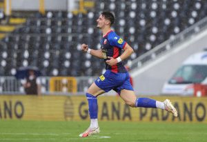 MIHAILO IVANOVIĆ OTPAO SA SPISKA ZBOG POVREDE: Evo ko će biti njegova zamena!