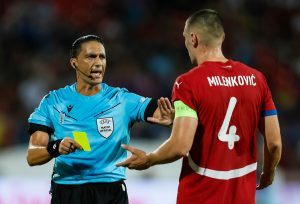 ENGLEZI SU ODUŠEVLJENI BLEKIJEVOM IGROM: Očigledno postoji nešto što prija srpskim defanzivcima u najboljoj ligi na svetu!