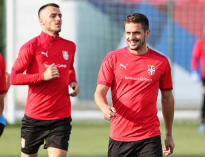 EVO KAKO JE TADIĆ NAGOVORIO KOSTIĆA DA DOĐE U FENER: „Vidimo se onda u Murinjovom univerzumu“ (VIDEO)