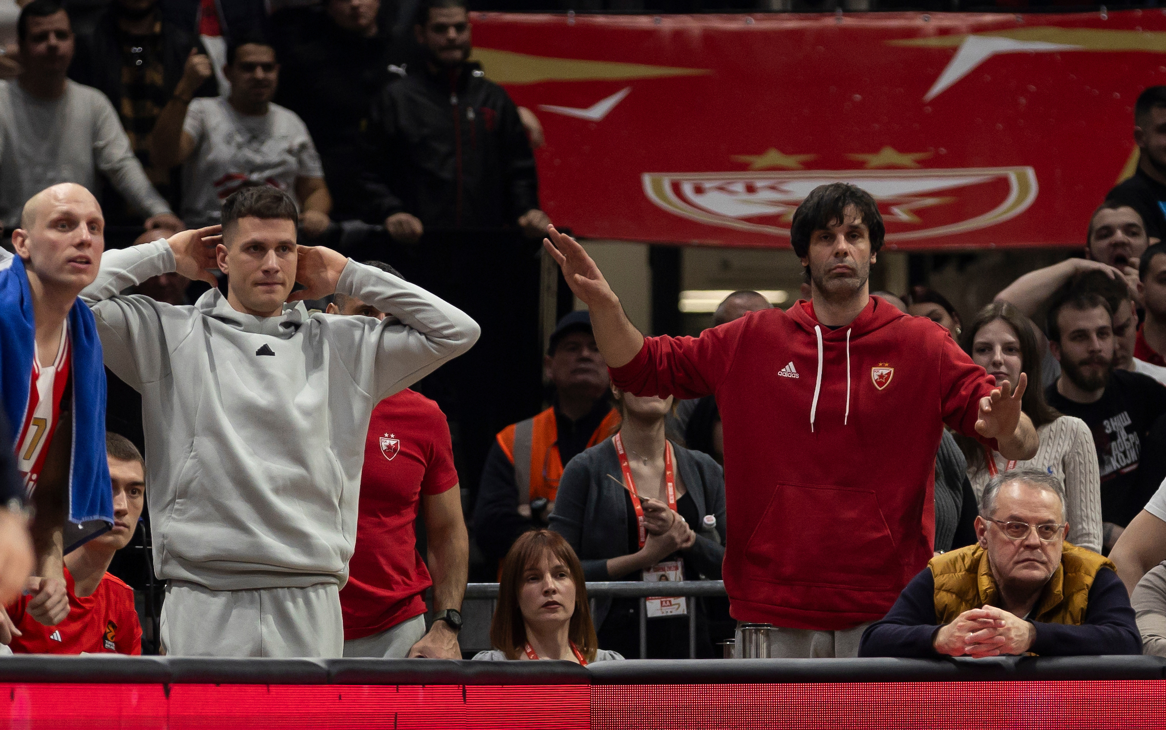 Crvena Zvezda v Maccabi Turkish Airlines EuroLeague