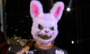 HRVAT PRE MEČA HTEO DA ZASTRAŠI PROTIVNIKA OVAKO: Onda je u oktagonu dobio „po ušima“! (FOTO+VIDEO)