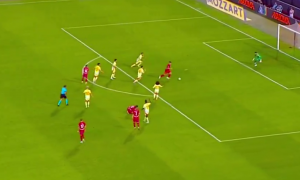 NEVEROVATAN PROMAŠAJ: Pogledajte kako je Žile servirao Joviću na tacnu, a srpski napadač ovo nije smeo promašiti! (VIDEO)