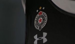 PARTIZAN PREDSTAVIO NOVE DRESOVE: Ljubičasta uz standardnu crnu i belu boju krasiće košarkaše Partizana (VIDEO)