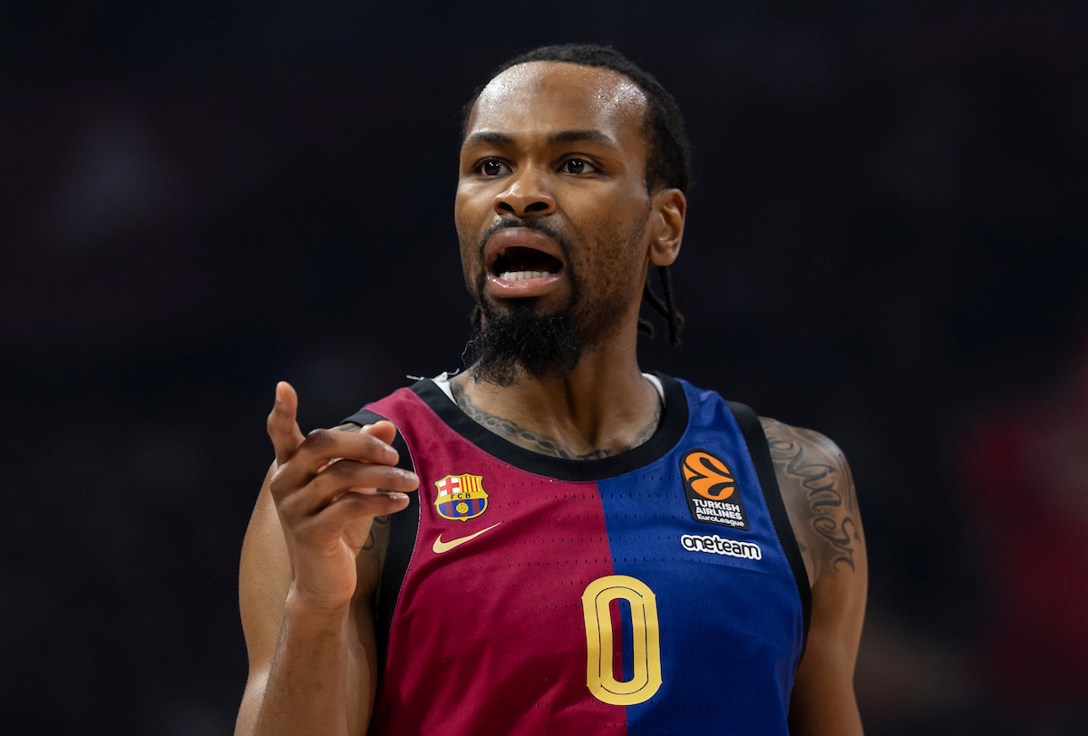 Crvena Zvezda Meridianbet Belgrade v FC Barcelona Turkish Airlines EuroLeague