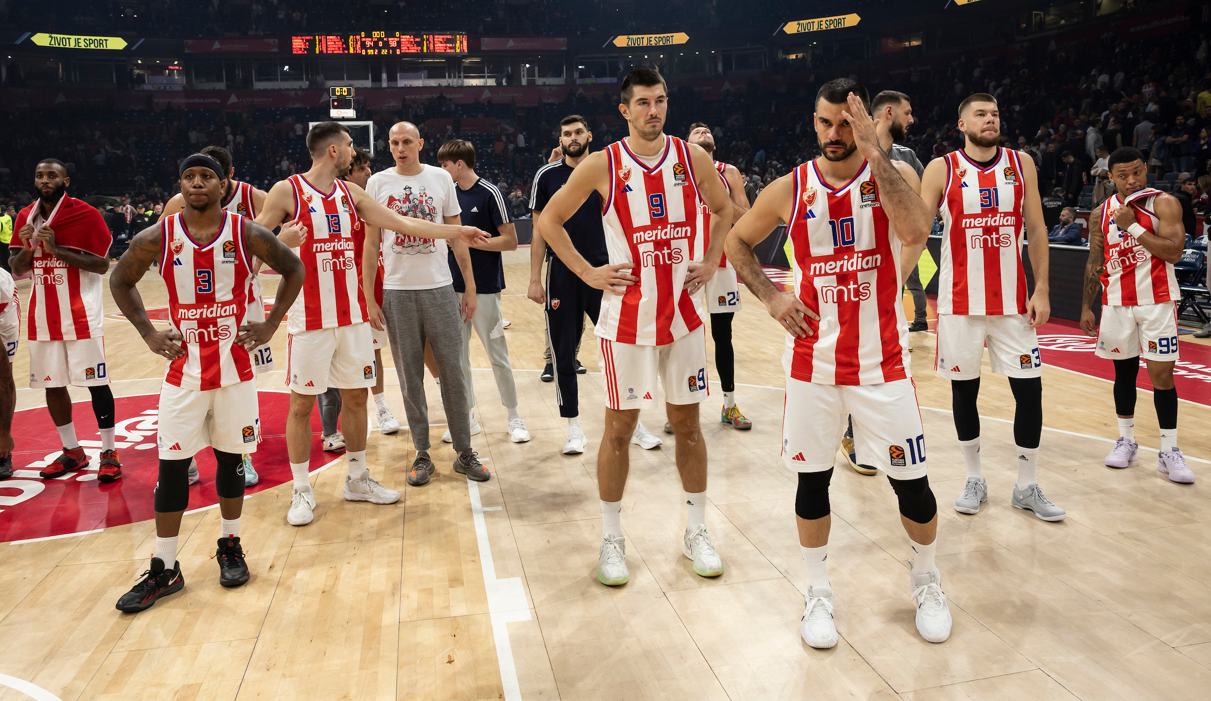 Crvena Zvezda Meridianbet Belgrade v FC Barcelona Turkish Airlines EuroLeague