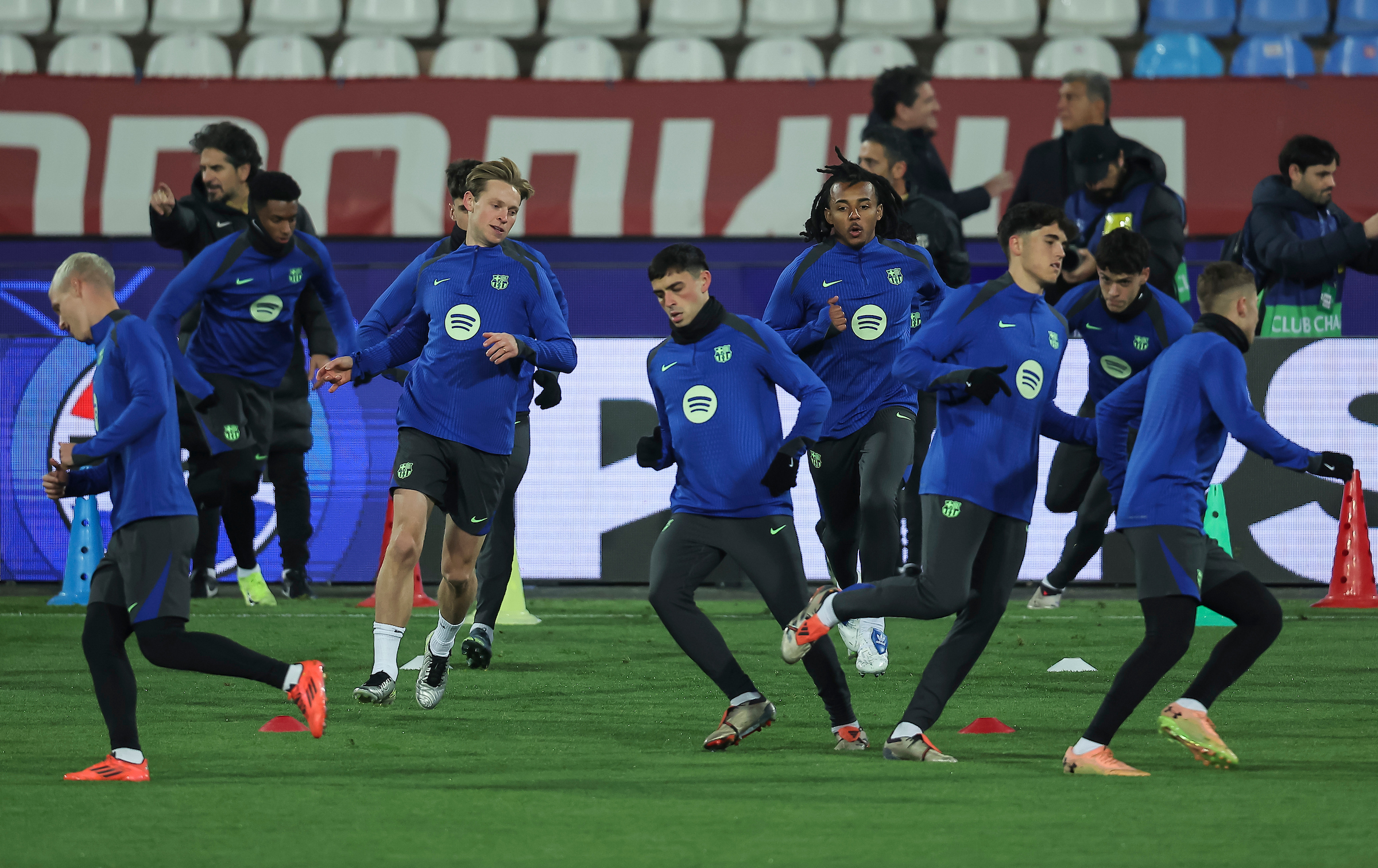 Crvena Zvezda vs Barcelona, UEFA Champions League