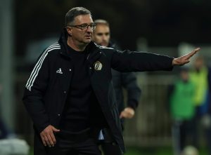 ČUKARIČKI OSTAO BEZ TRENERA: „Podneo sam ostavku na mestu šefa stručnog štaba sa željom da se ekipa trgne!“ (VIDEO)