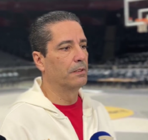 SFEROPULOS PRVO ČESTITAO FUDBALERIMA, A ONDA POČEO O BAJERNU: „Gledamo najbolji ofanzivni tim u Evroligi!“ (VIDEO)