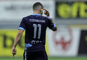 TODOROSKI VODI SPARTAK U ‘MIRNU LUKU’: Čukarički poražen kod kuće! (VIDEO)
