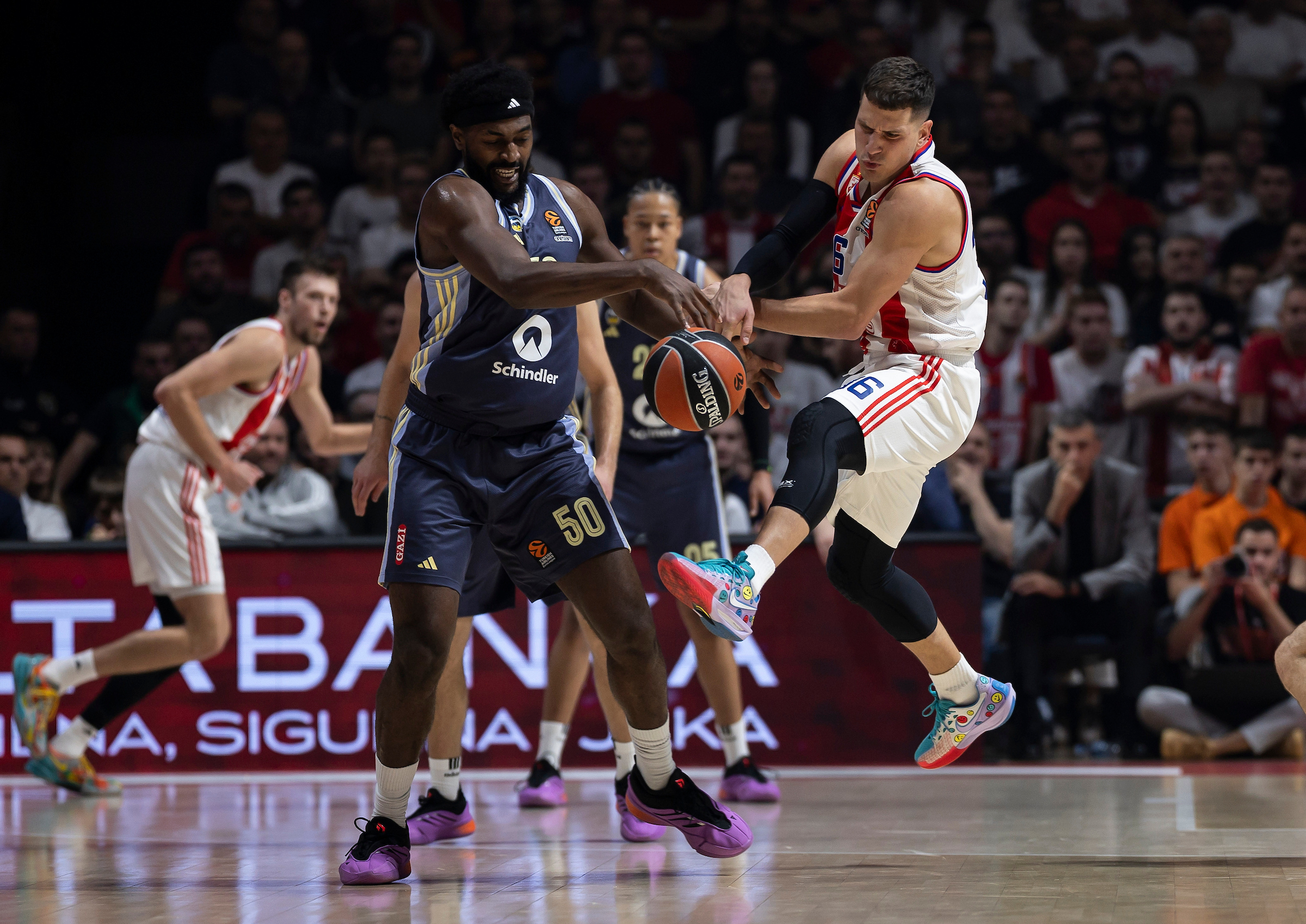 Crvena Zvezda Meridianbet Belgrade v Alba Berlin Turkish Airlines EuroLeague