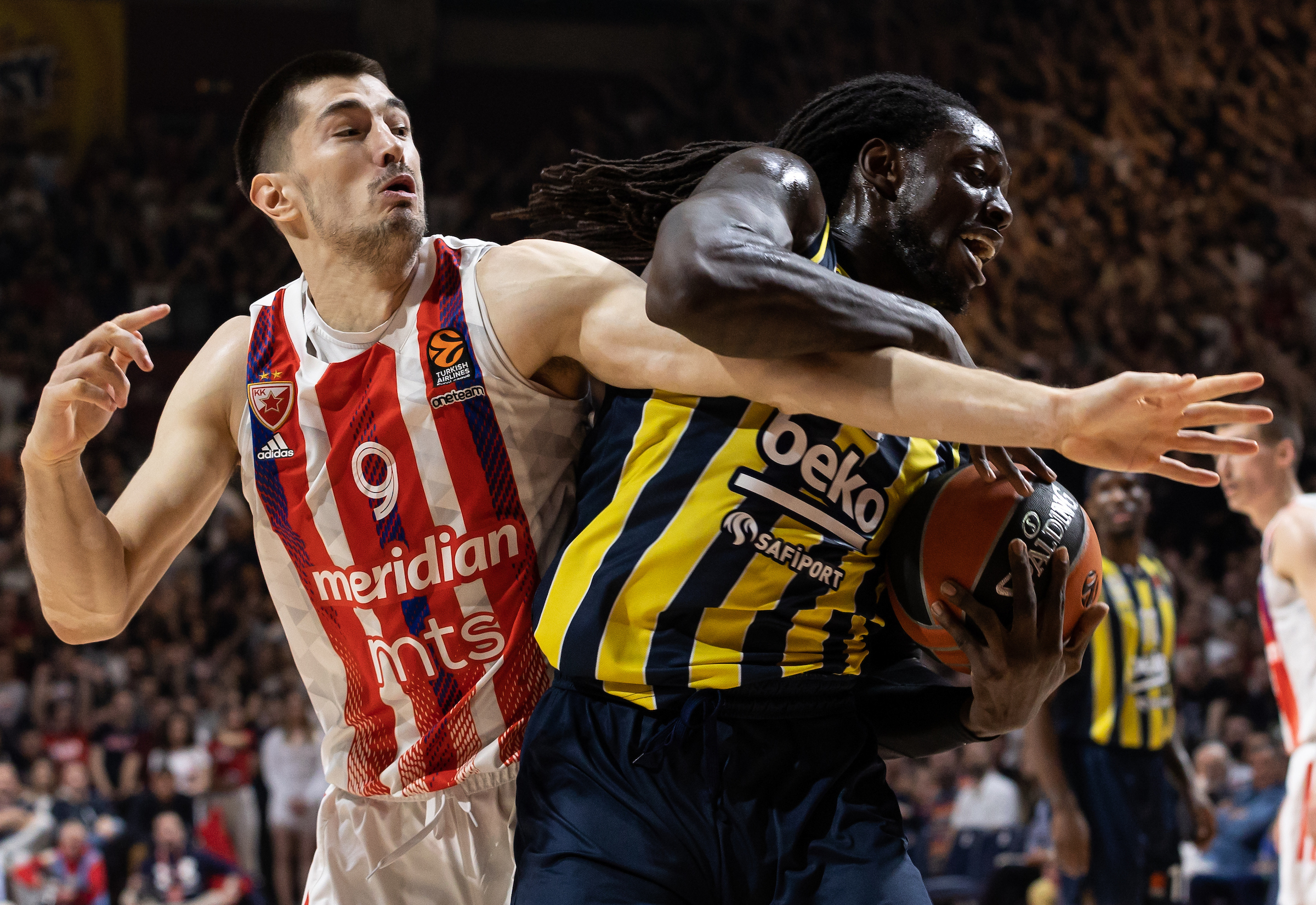 Crvena Zvezda mts Belgrade and Fenerbahce Beko Istanbul 2022/2023 Turkish Airlines EuroLeague