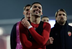 TABELA LIGE ŠAMPIONA PREPUNA IZNENAĐENJA: Zvezda uhvatila poslednji voz, Real jedva iznad crte!