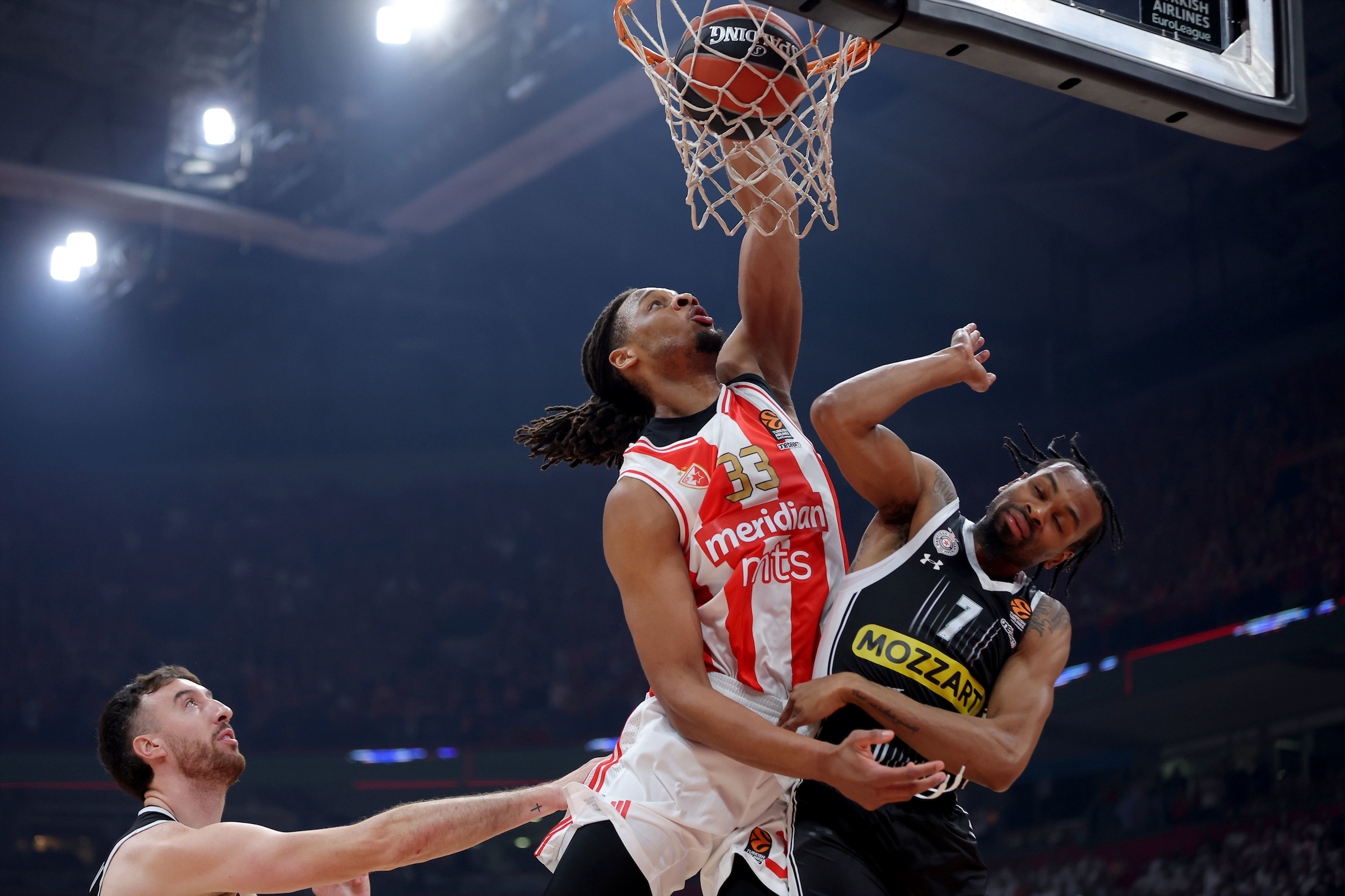 Crvena Zvezda v Partizan, Euroleague basketball match, regular season, round 19