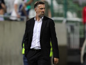 BIVŠI SELEKTOR TUŽIO SAVEZ: Krstajić zatražio pravdu od FIFA!