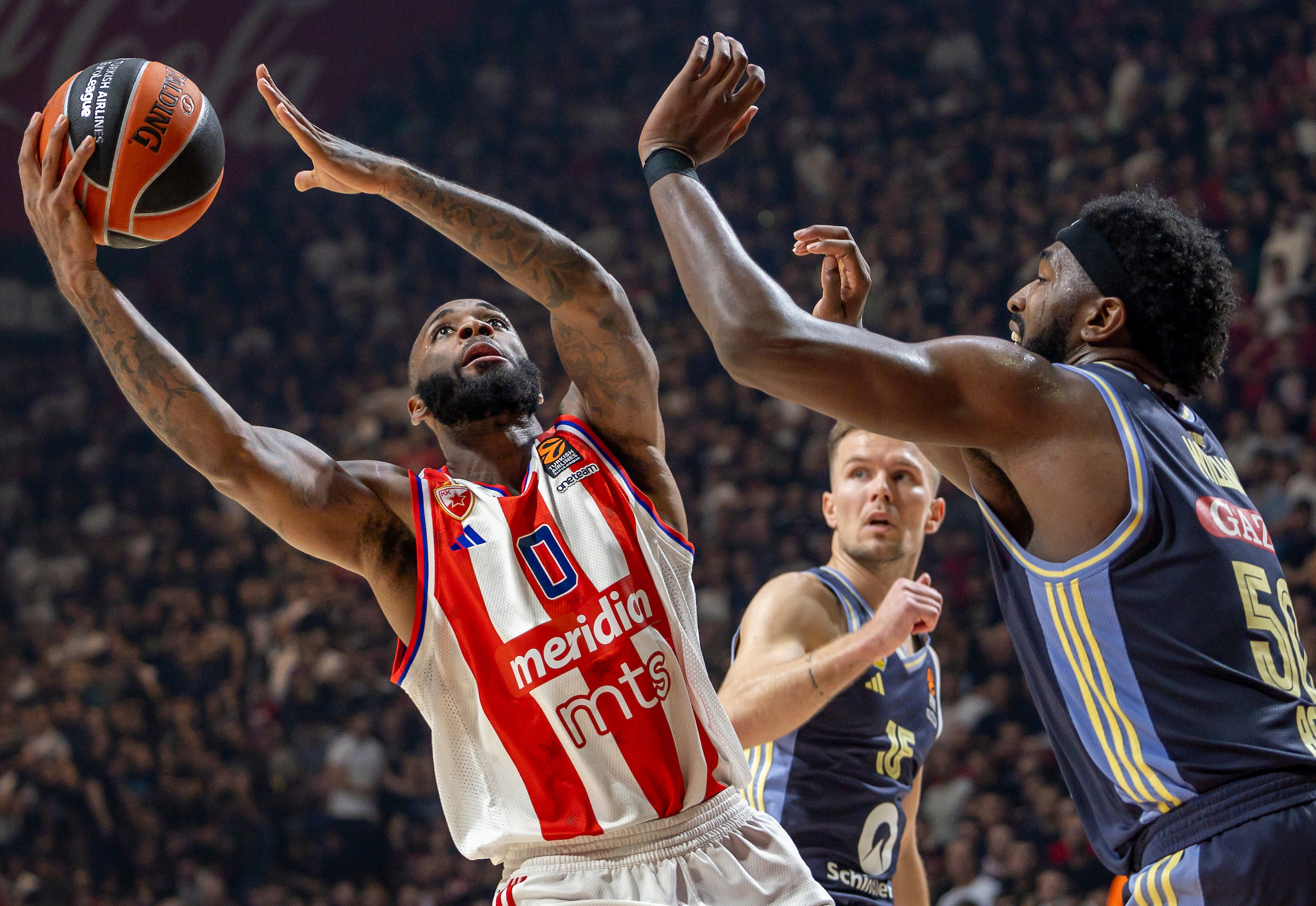 Crvena Zvezda Meridianbet Belgrade v Alba Berlin Turkish Airlines EuroLeague