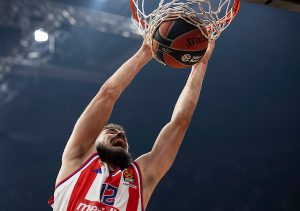 EVO KAKO JE ZVEZDA ZAKUCALA OLIMPIJAKOS: Kalinić i Dobrić nemilosrdni ka obručima! (VIDEO)