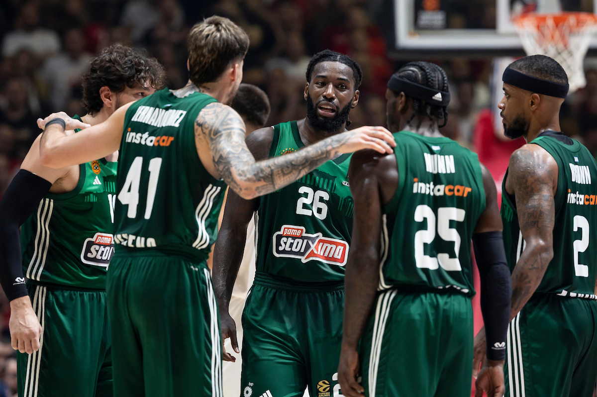 Crvena Zvezda Meridianbet Belgrade v Panathinaikos Aktor Athens Turkish Airlines EuroLeague