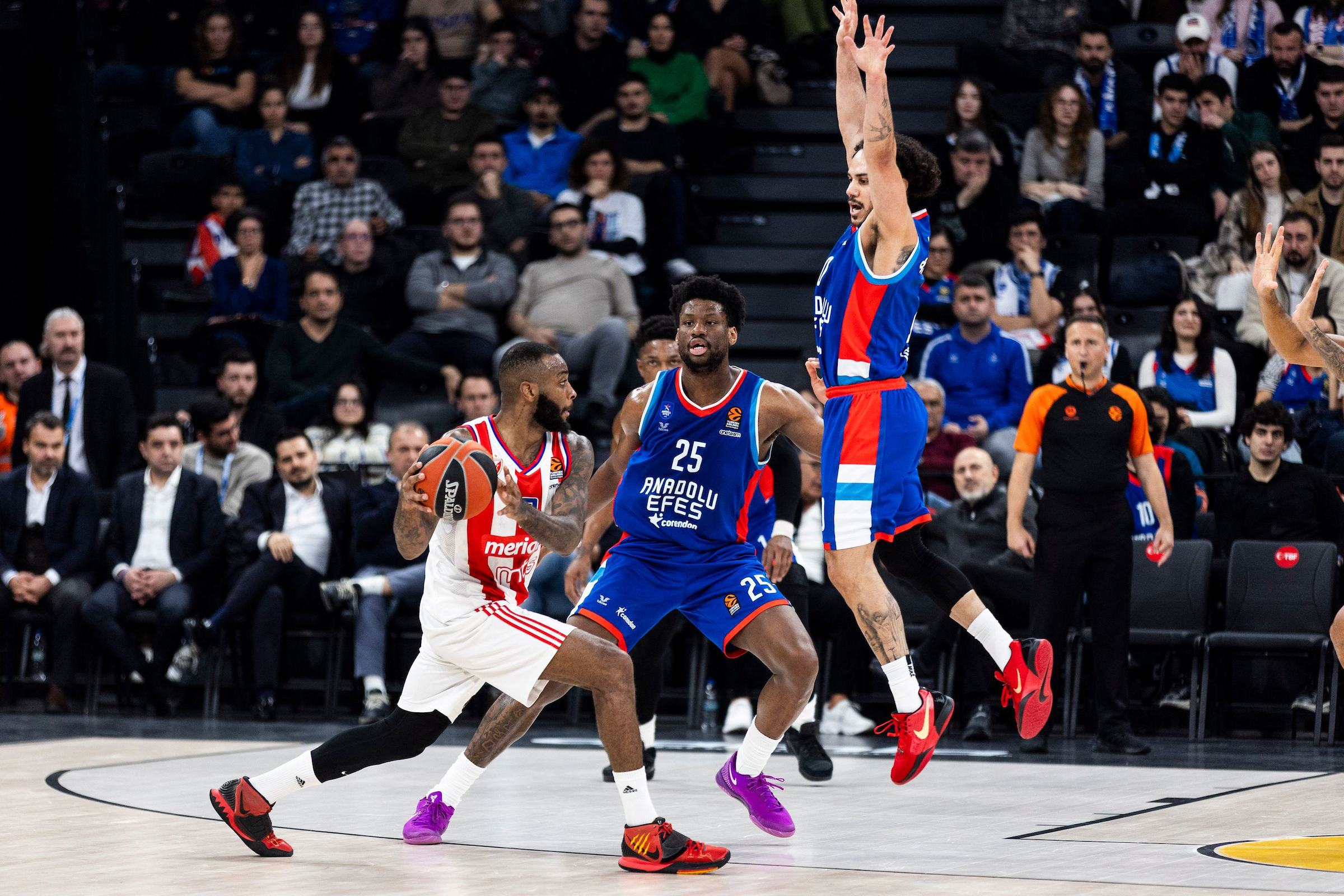 Anadolu Efes Istanbul v Crvena Zvezda MeridianBet Belgrade Turkish Airlines EuroLeague