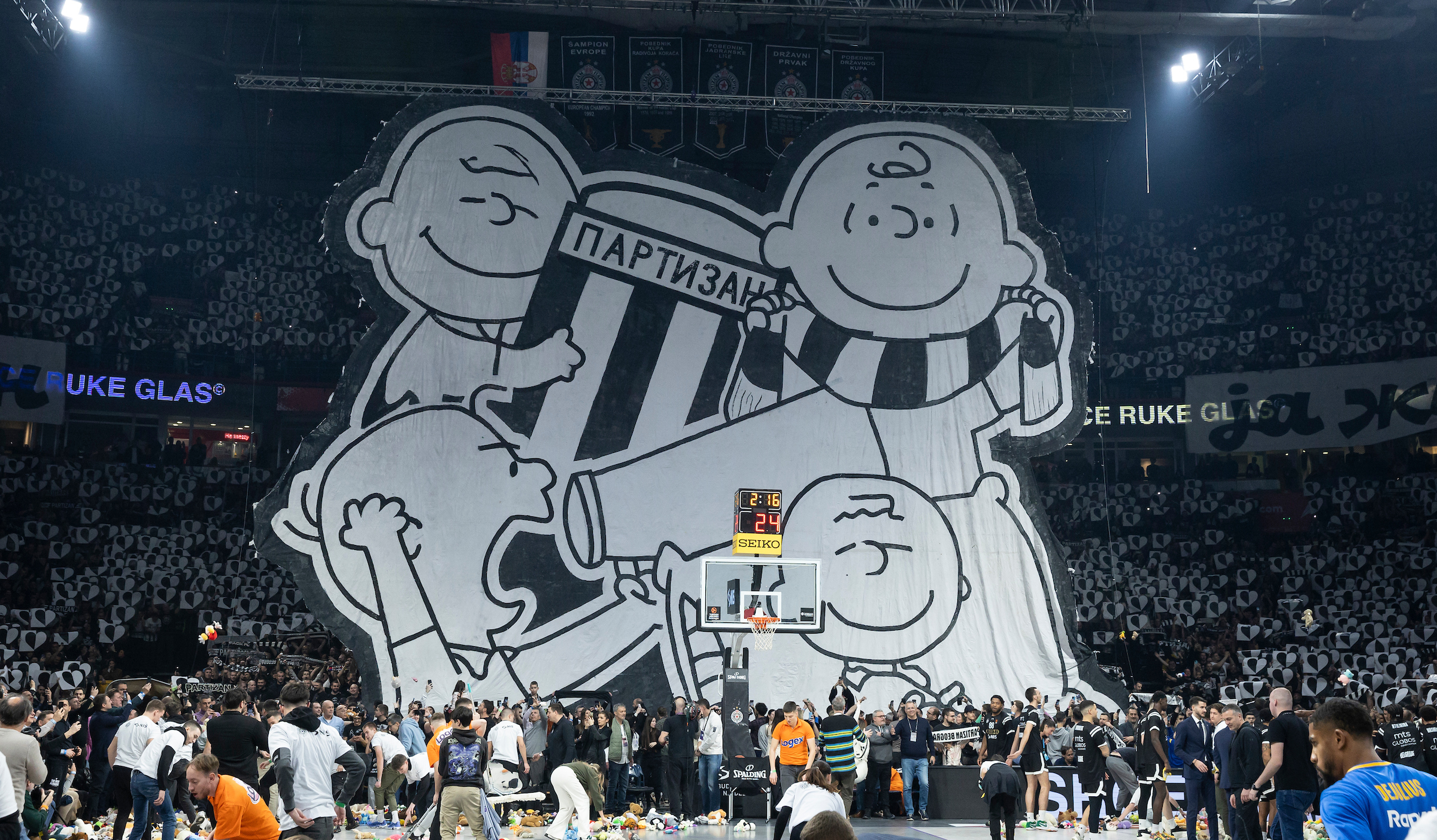 PARTIZAN MACCABI 09