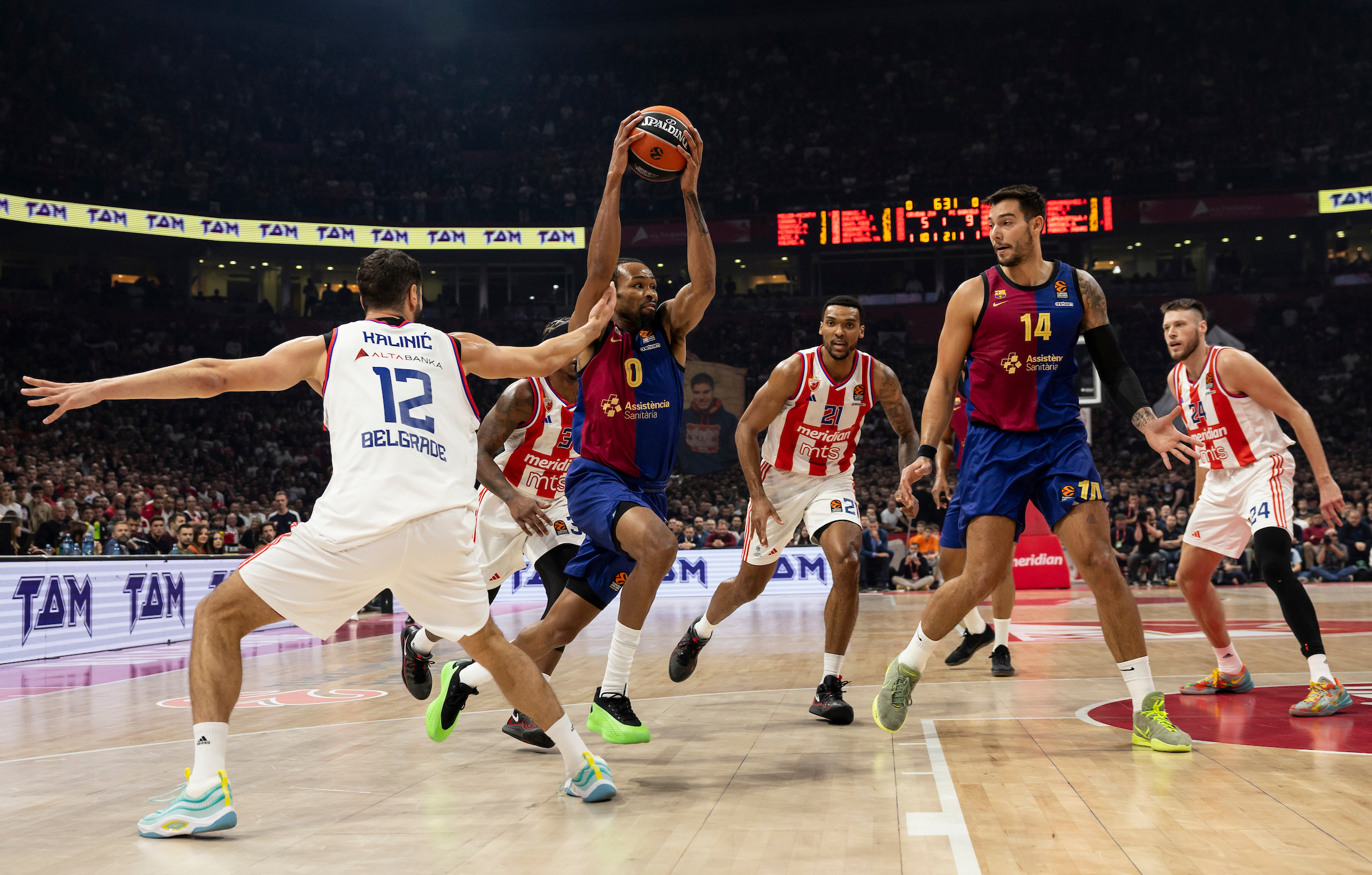 Crvena Zvezda Meridianbet Belgrade v FC Barcelona Turkish Airlines EuroLeague