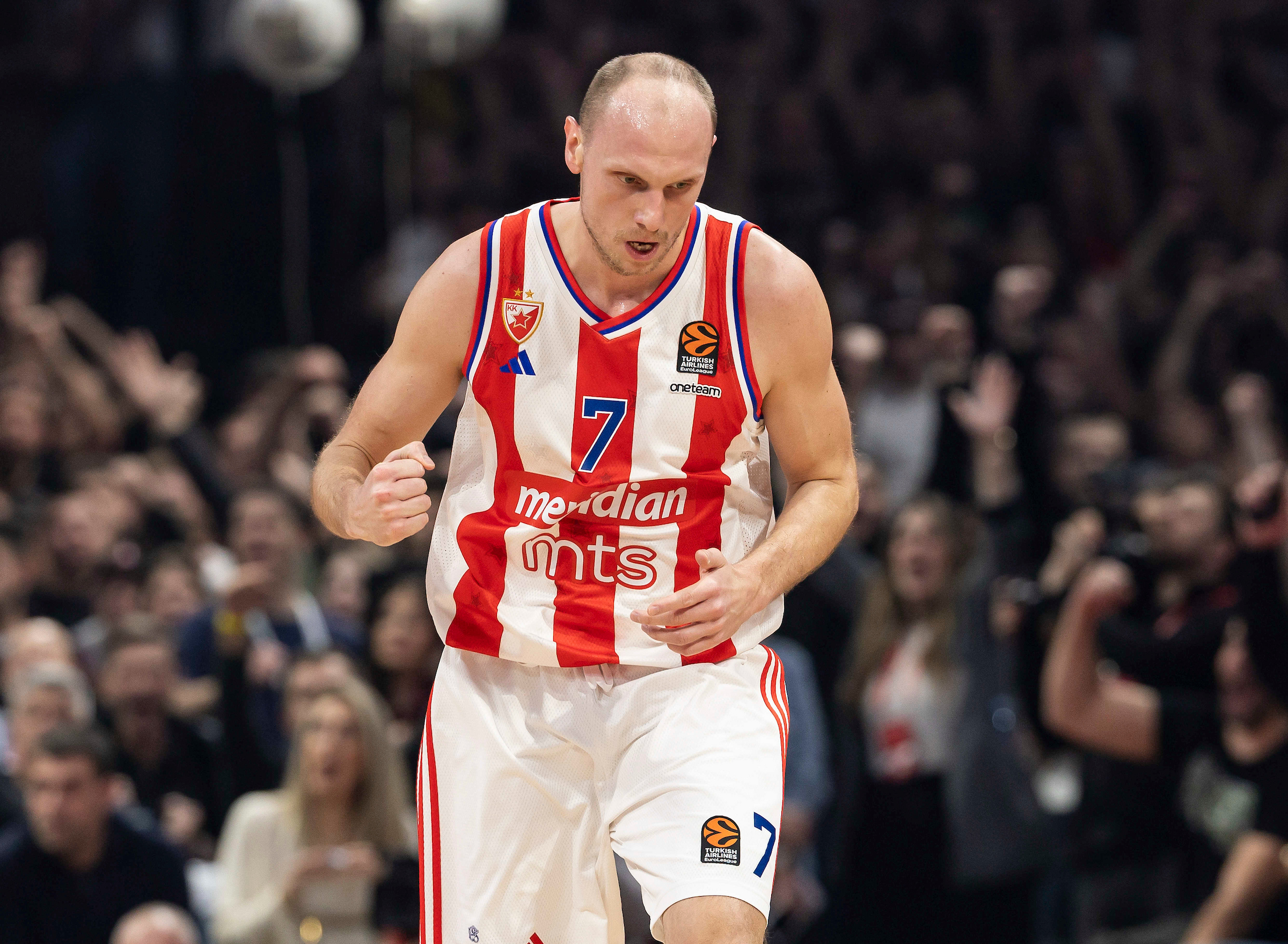 Crvena Zvezda Meridianbet Belgrade v Paris Turkish Airlines EuroLeague