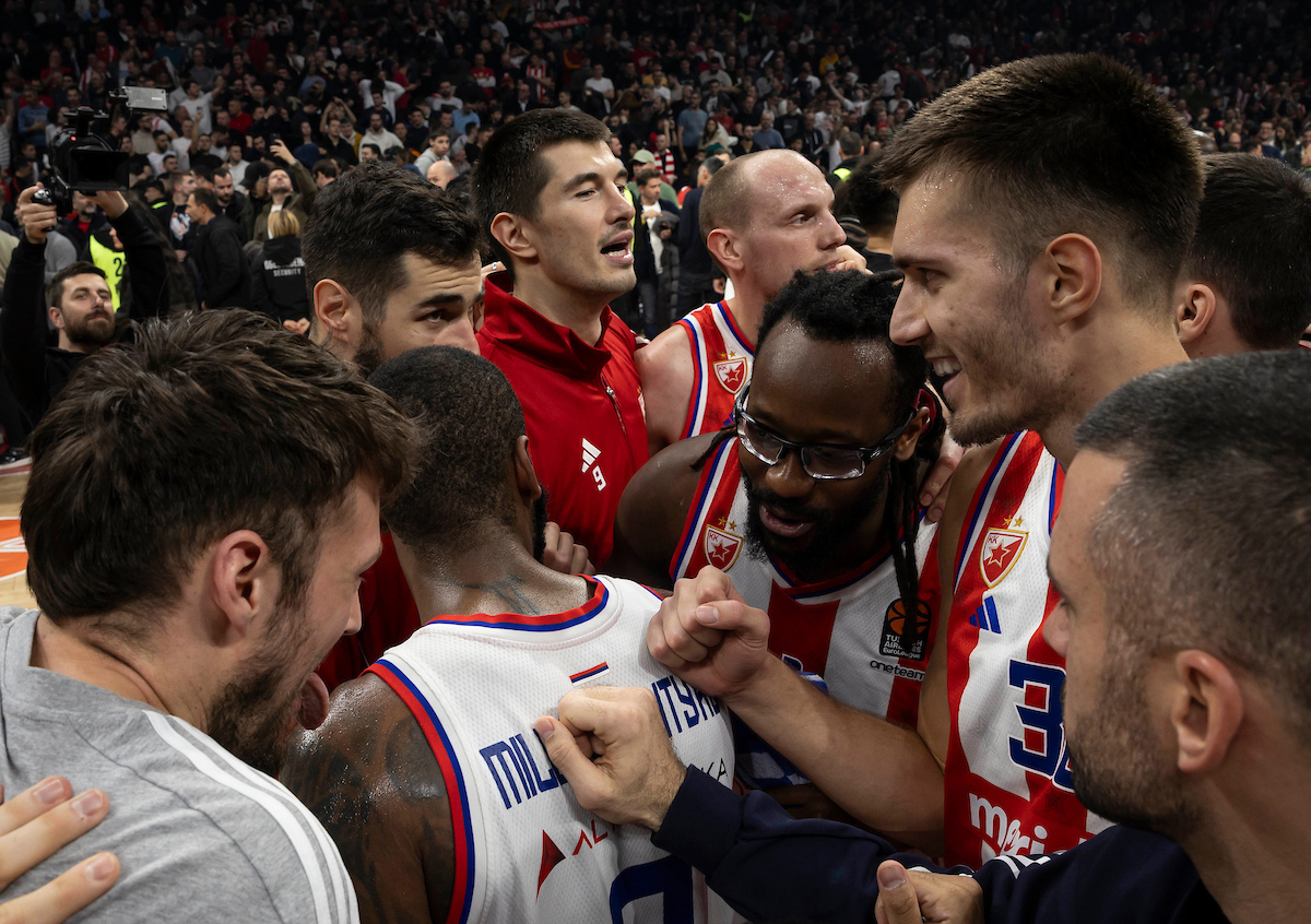 Crvena Zvezda Meridianbet Belgrade v Paris Turkish Airlines EuroLeague