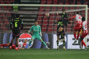 KATASTROFALAN POČETAK CRVENE ZVEZDE: PSV na isti način do dva postignuta gola! (VIDEO)