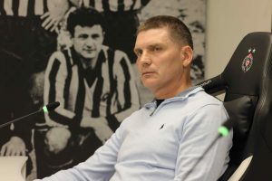 BLAGOJEVIĆ UOČI DUELA SA VOJVODINOM GOVORIO O LALATOVIĆU: „To što će da bude na klupi nije uticalo na našu pripremu!“ (VIDEO)