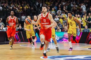 (TVITOVI) DOLAZE NAM NAJVEĆA GO*NA NA SVETU, ŠOKIRAN SAM ŠTO NEDOVIĆ IMA TOLIKE PARE: Mobilizacija Delija pred meč protiv ekipe koja je imala mnogo ispada protiv Srbije!