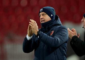 MNOGI SU BILI IZNENAĐENI POTEZOM VLADANA MILOJEVIĆA: Trener crveno- belih otkrio razlog uvođenja drugog napadača pri 6:0!