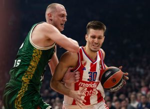 PETRUŠEV POSLEDNJI IZAŠAO IZ DVORANE PA PORUČIO: „Nismo dali sto odsto, izgubili smo glavu kad je bilo najpotrebnije!“