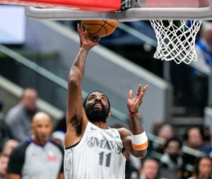 PETA POBEDA U POSLEDNJIH ŠEST MEČEVA ZA DALAS: Maveriksi se prilagodili bez Dončića i u odličnom su ritmu! (VIDEO)