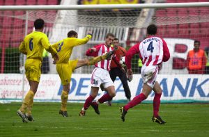 NAJBOLJI DEFANZIVAC U ISTORIJI PREMIJER LIGE IGRAO SA OGROMNIM PROBLEMOM: Vidić je nakon ovoga još veća legenda!