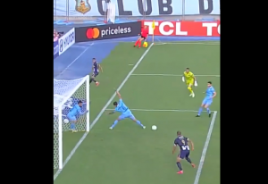 BIVŠA DEVETKA CRVENE ZVEZDE TRESE MREŽE U PETOJ DECENIJI: Pogledajte novi pogodak prekaljenog južnoamerikanca! (VIDEO)