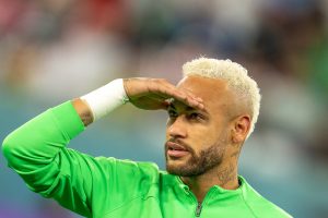 SADA I ZVANIČNO, GLEDAĆEMO NEJMARA PONOVO U ŽUTO-PLAVOJ OPREMI: Nakon godinu i po dana, najbolji stelac u istoriji „Karioka“ ponovo u nacionalnom dresu!