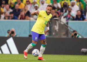 „KARIOKE“ JAČE ZA NEJMARA: Najveća zvezda brazilskog fudbala ponovo u nacionalnom dresu!